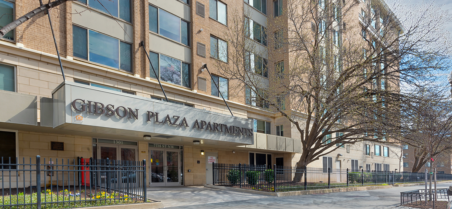 Gibson Plaza Apartments